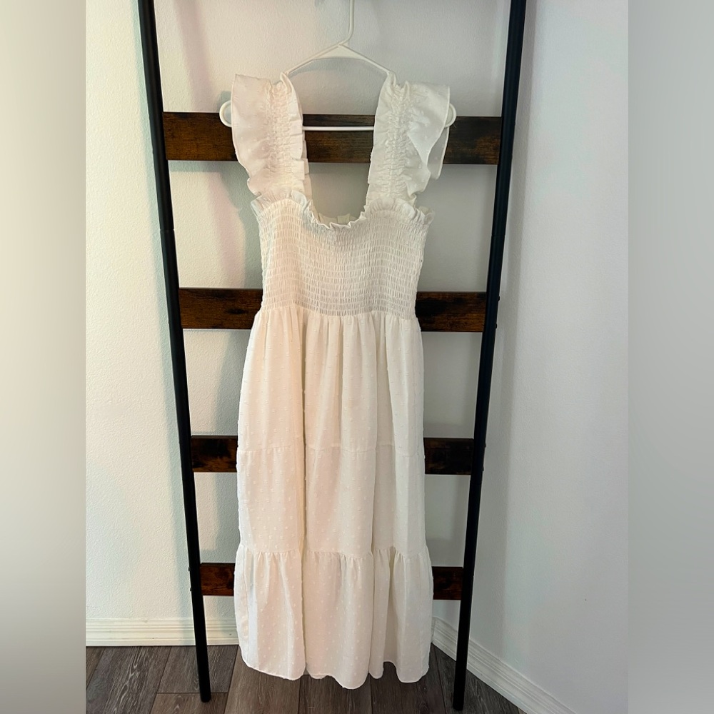 London Times Smockd Tiered Mide Dress